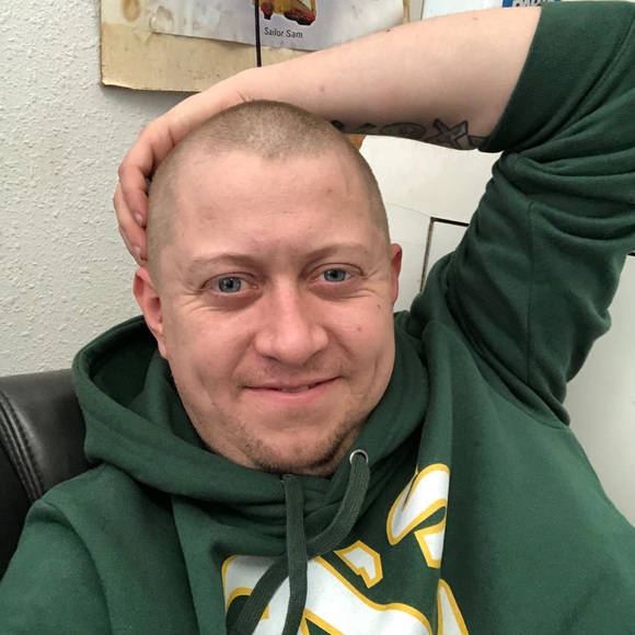 Meet your Posher, Curtis - Picture 1 of 1